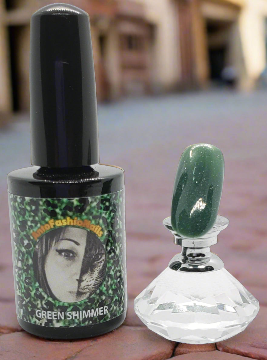 Green Shimmer Il mondo di Antofashionails
