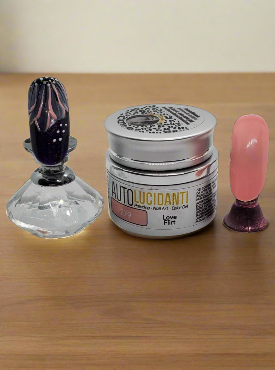 Love Flirt Il mondo di Antofashionails