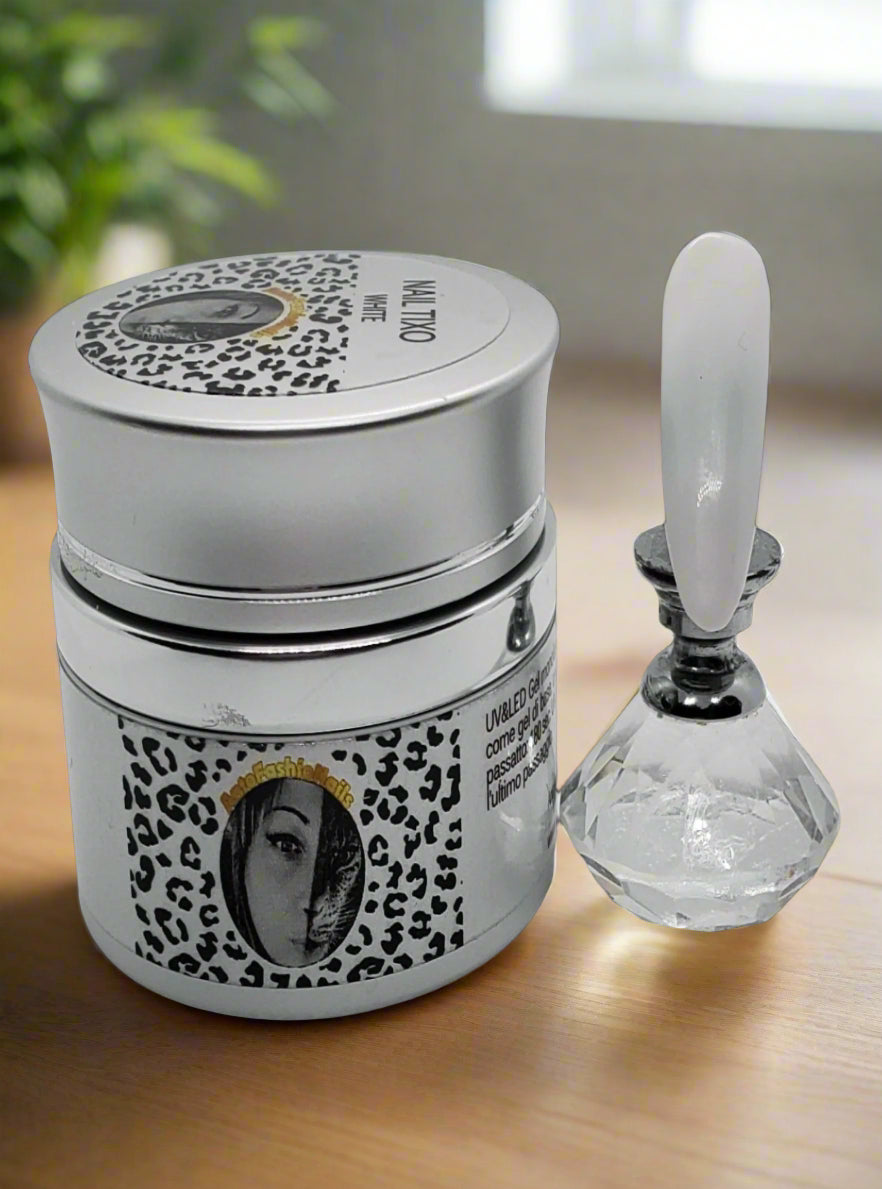 Nail Tixo White Il mondo di Antofashionails