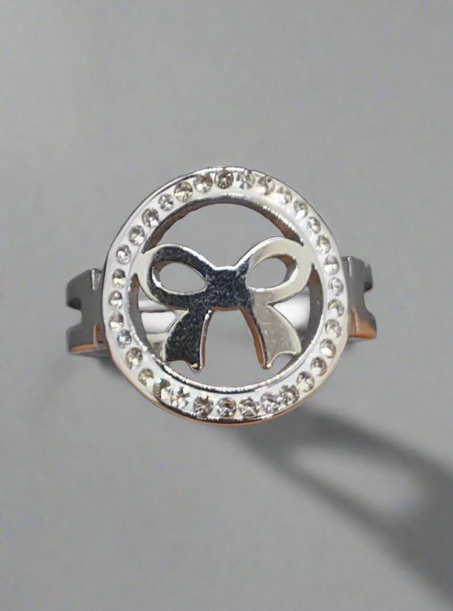 Anello Fiocco ornato da punti luce
