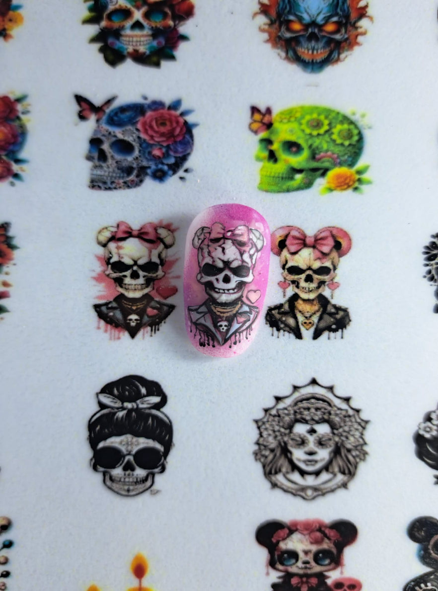 Sticker Book Nails di Fenixs Nail Holiday Edition