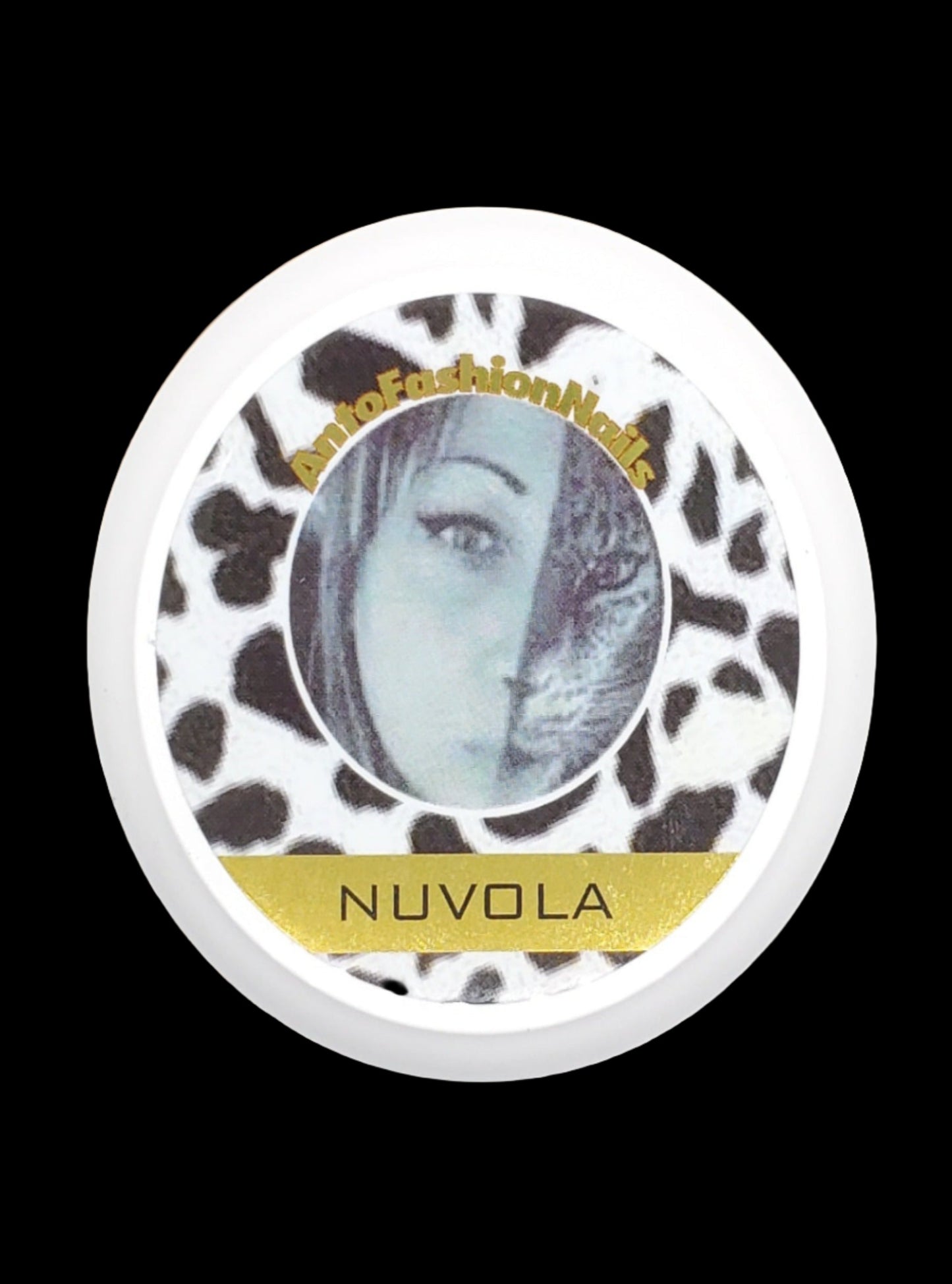 NUVOLA